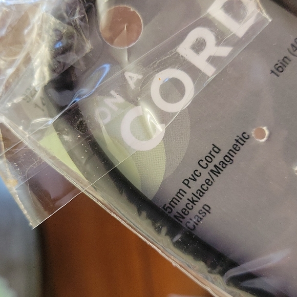 CORD 😚 MAKING KIT PIECES - Picture 7 of 9